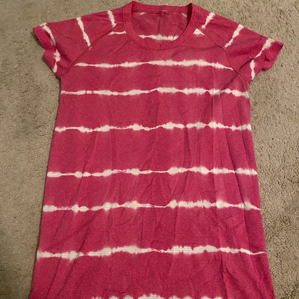 Lululemon Short Sleeve Swiftly Tech - Tye/Dye